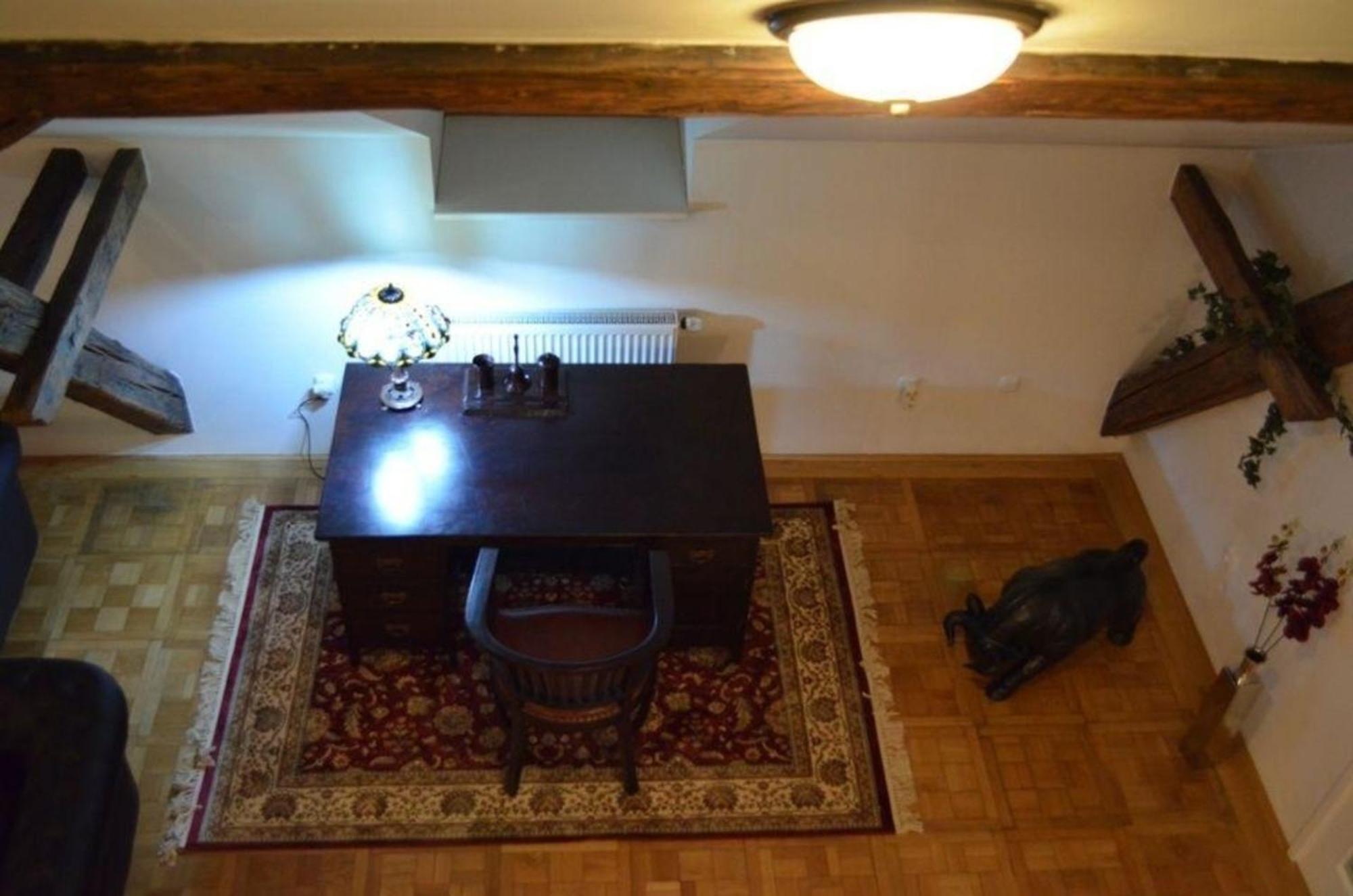 Geraeumiges, Helles Fuer 7 Personen Apartmán Prague